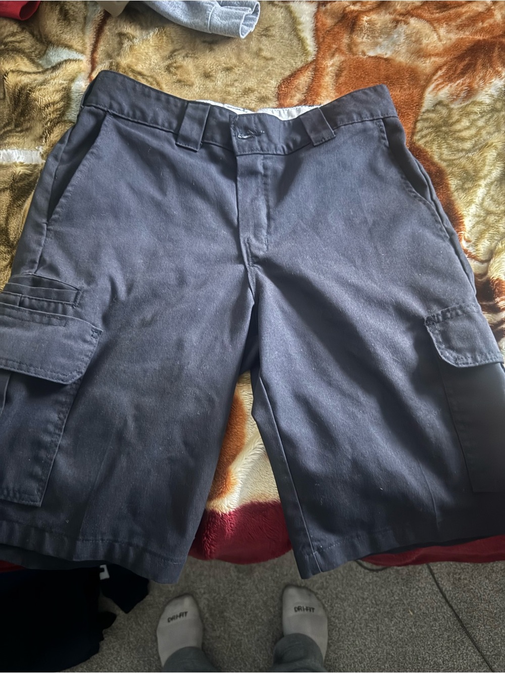 Men's Cargo Shorts in Dark Gray